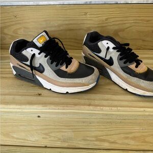 Nike air max youth size 3.5